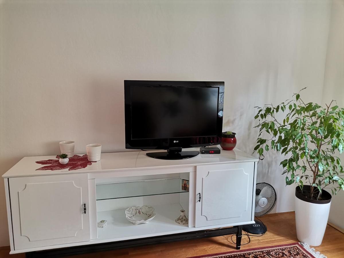 Kelizual Apartment Горни Милановац Екстериор снимка