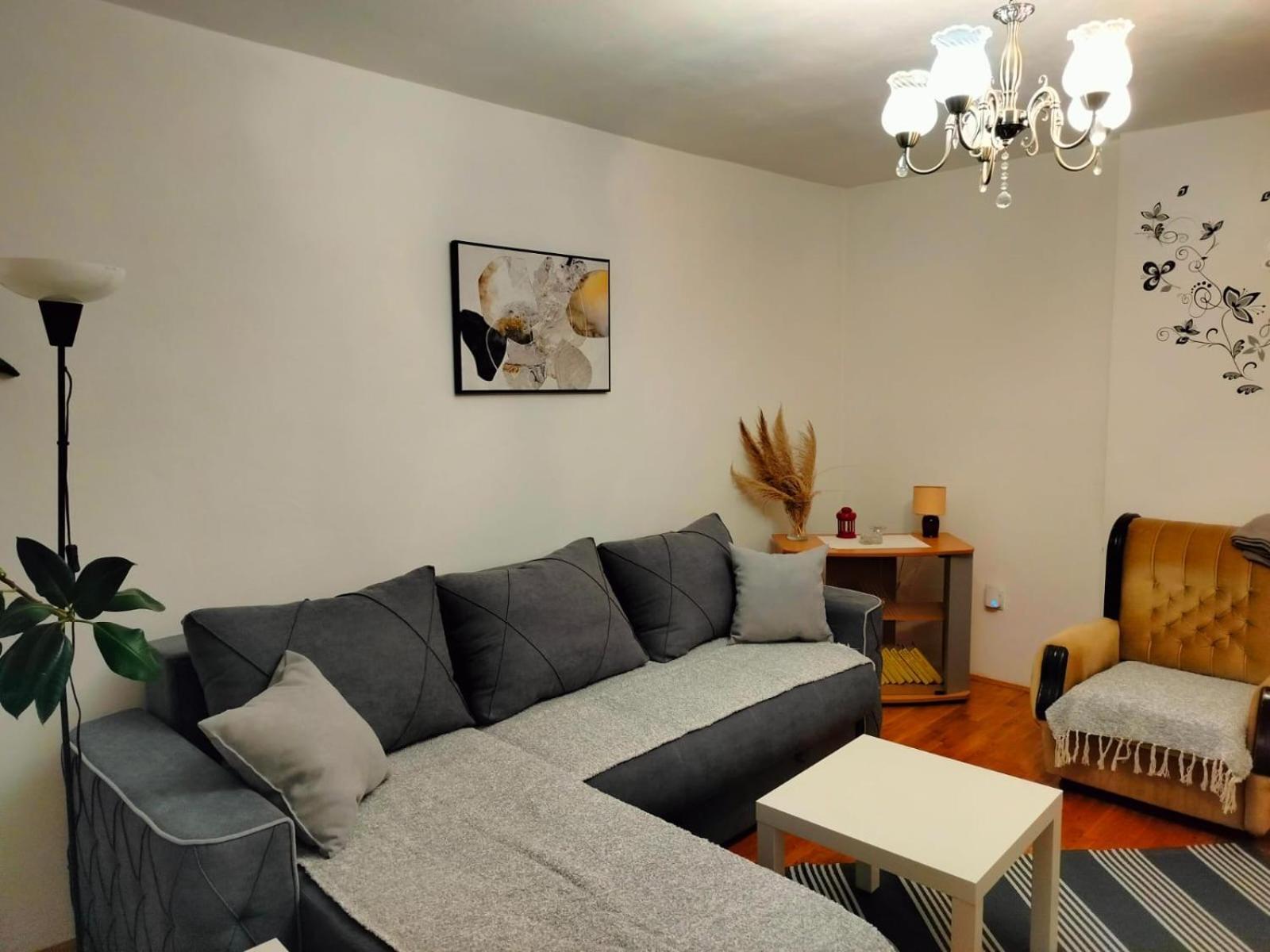 Kelizual Apartment Горни Милановац Екстериор снимка